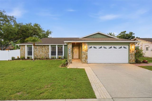 102 PEACOCK CIRCLE, Safety Harbor, FL 34695