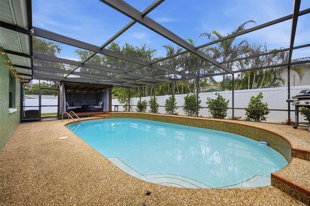 102 PEACOCK CIRCLE, Safety Harbor, FL 34695