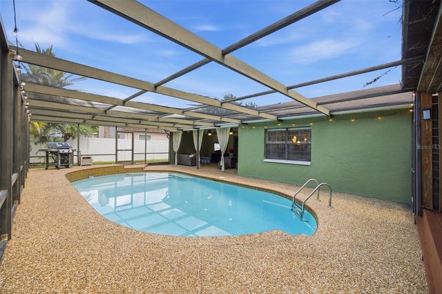 102 PEACOCK CIRCLE, Safety Harbor, FL 34695