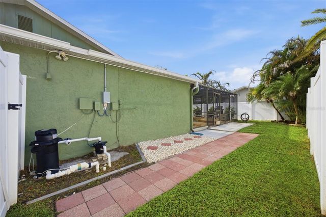 102 PEACOCK CIRCLE, Safety Harbor, FL 34695