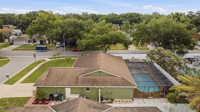 102 PEACOCK CIRCLE, Safety Harbor, FL 34695