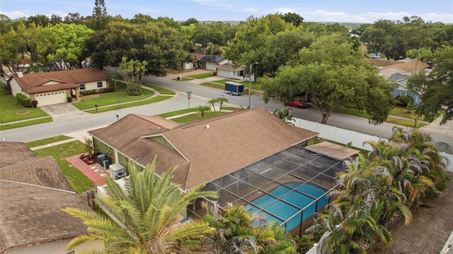 102 PEACOCK CIRCLE, Safety Harbor, FL 34695