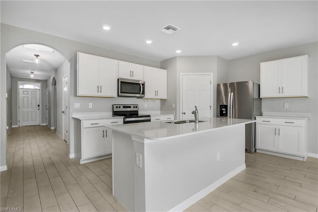16641 Elkhorn Coral DR, NORTH FORT MYERS, FL 33903 — photo 4