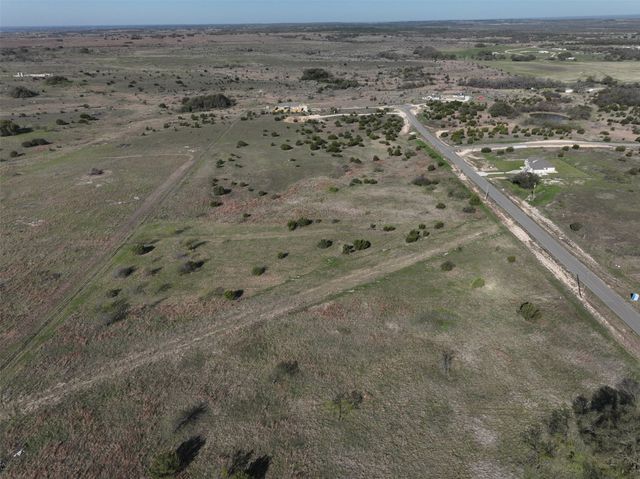 172 Gilmore Court, Lipan, TX 76462