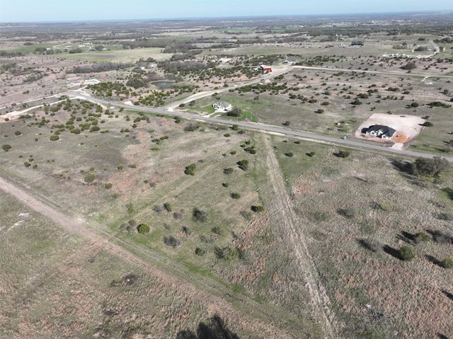 172 Gilmore Court, Lipan, TX 76462