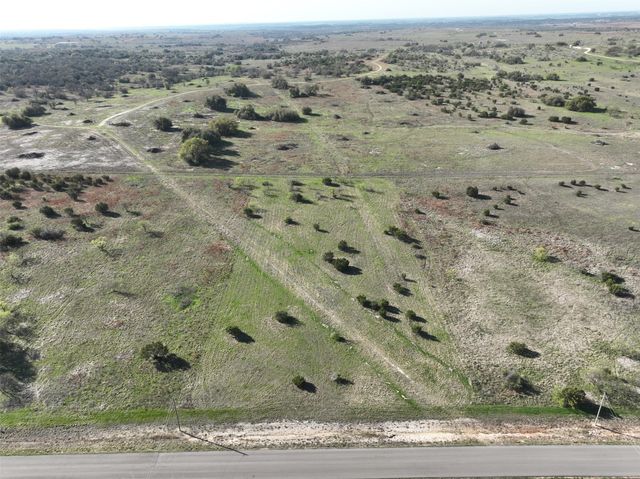 172 Gilmore Court, Lipan, TX 76462