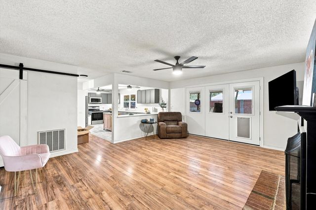 6832 Parkwood Drive, North Richland Hills, TX 76182