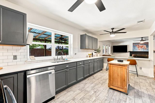 6832 Parkwood Drive, North Richland Hills, TX 76182