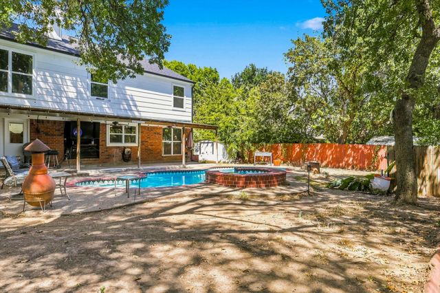 6832 Parkwood Drive, North Richland Hills, TX 76182