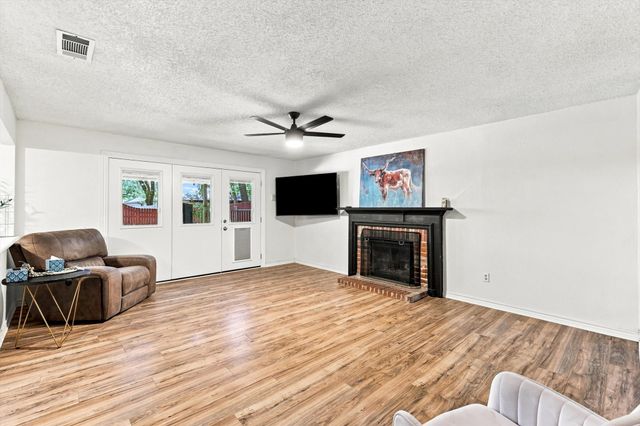 6832 Parkwood Drive, North Richland Hills, TX 76182