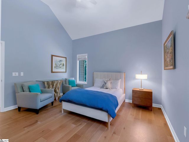 15 Grosbeak Way, Landrum, SC 29356