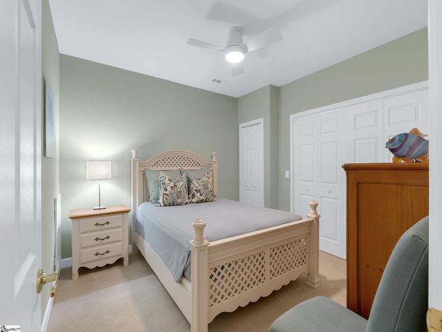 15 Grosbeak Way, Landrum, SC 29356