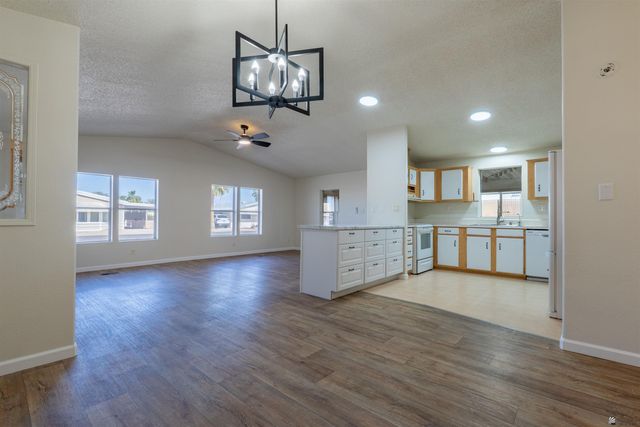11238 S Cactus Wren, Yuma, AZ 85365