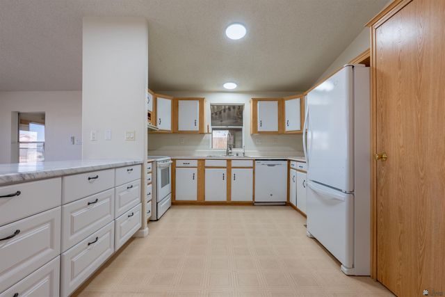 11238 S Cactus Wren, Yuma, AZ 85365