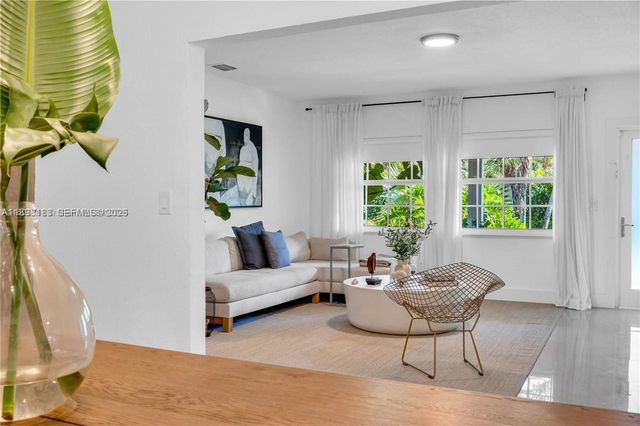 555 NE 127th Street, North Miami, FL 33161