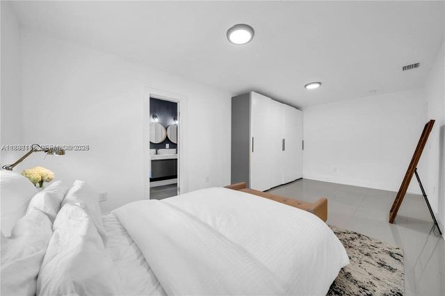 555 NE 127th Street, North Miami, FL 33161