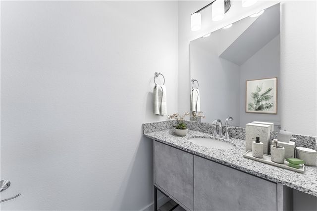 860 States Avenue, Bentonville, AR 72713