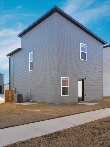 860 States Avenue, Bentonville, AR 72713