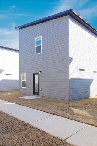 860 States Avenue, Bentonville, AR 72713