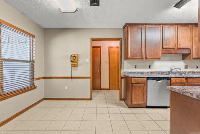 879 Heather Circle, Conway, AR 72034