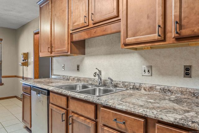 879 Heather Circle, Conway, AR 72034