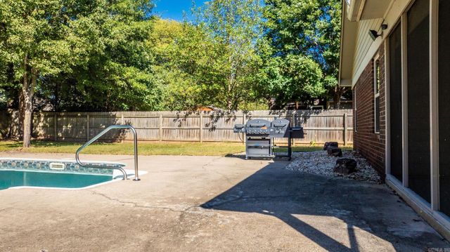 879 Heather Circle, Conway, AR 72034