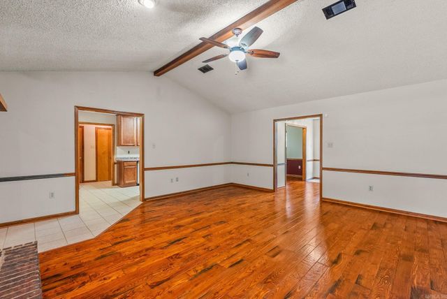 879 Heather Circle, Conway, AR 72034