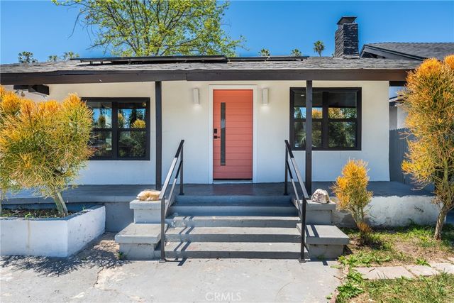 5107 Cimarron, Los Angeles, CA 90062