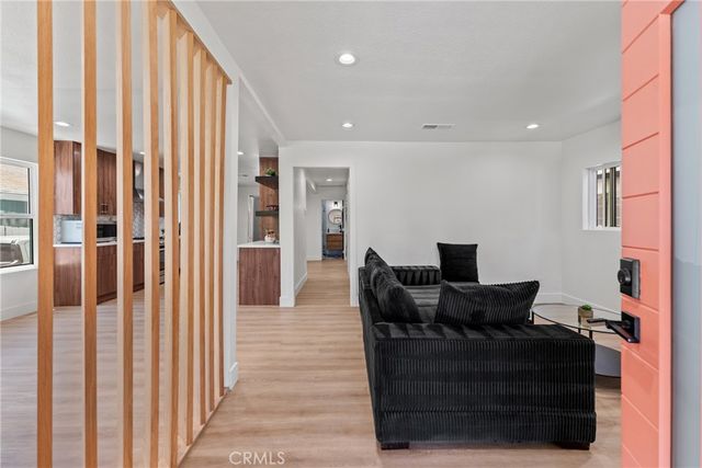 5107 Cimarron, Los Angeles, CA 90062