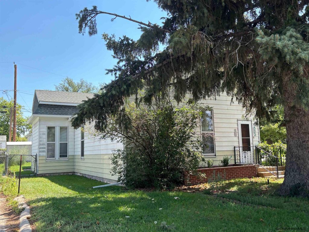 1503 CONVERSE AVE, Cheyenne, WY 82001