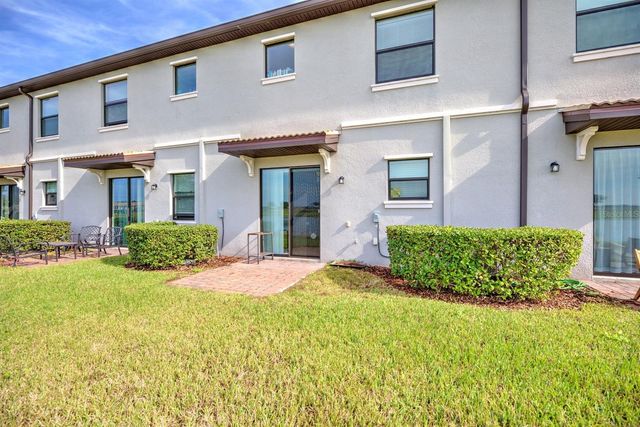 1294 ROYAL ST GEORGE BOULEVARD, Davenport, FL 33896