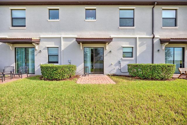 1294 ROYAL ST GEORGE BOULEVARD, Davenport, FL 33896
