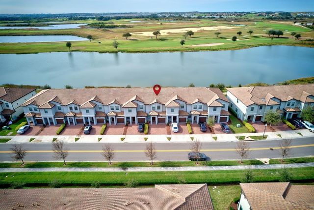 1294 ROYAL ST GEORGE BOULEVARD, Davenport, FL 33896