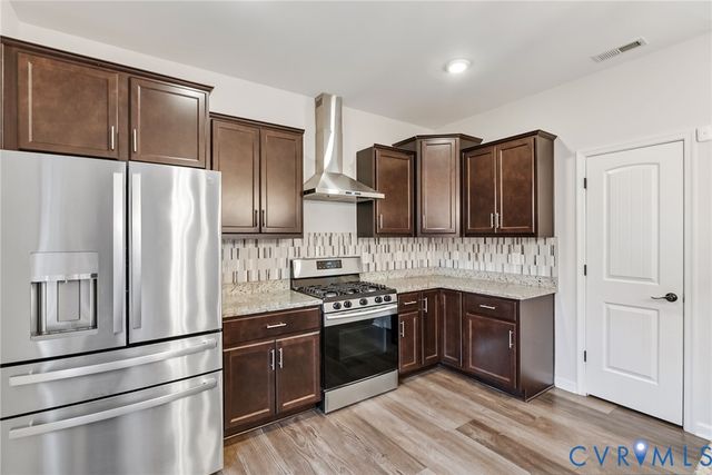 2007 Arcadia Ave, Chester, VA 23831