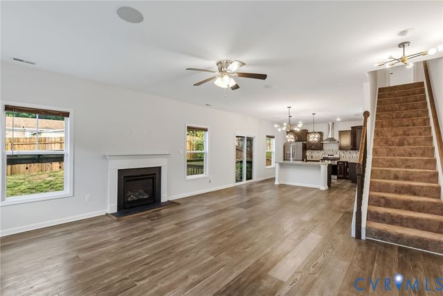 2007 Arcadia Ave, Chester, VA 23831