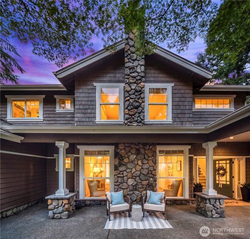2609 E Beaver Lake Drive SE, Sammamish, WA 98075