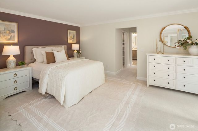 2609 E Beaver Lake Drive SE, Sammamish, WA 98075