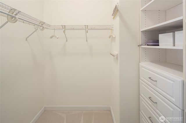 2609 E Beaver Lake Drive SE, Sammamish, WA 98075