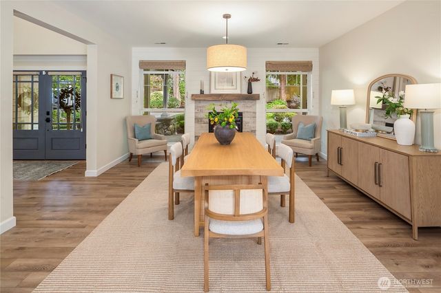 2609 E Beaver Lake Drive SE, Sammamish, WA 98075