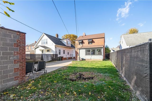 4911 Tuxedo Avenue, Parma, OH 44134