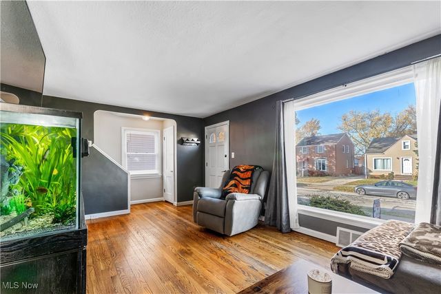 4911 Tuxedo Avenue, Parma, OH 44134