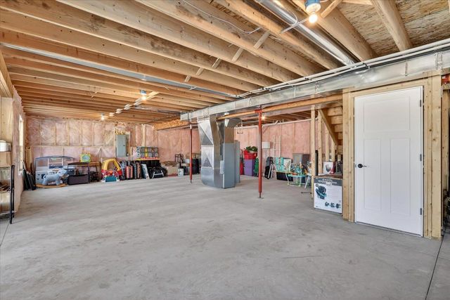 407 Luann Kay Lane, Orfordville, WI 53576