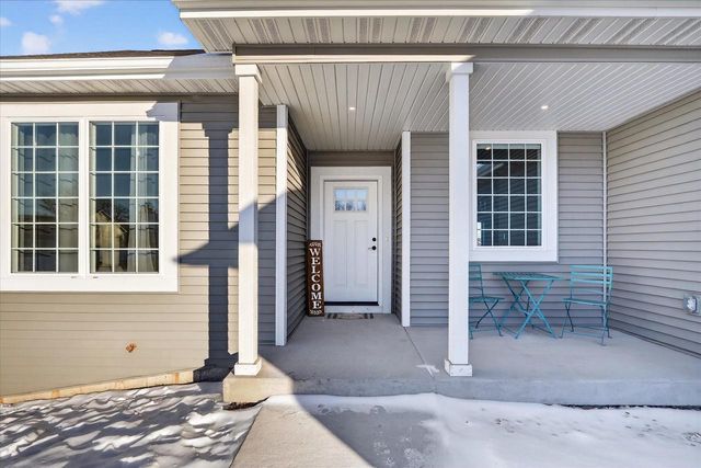 407 Luann Kay Lane, Orfordville, WI 53576