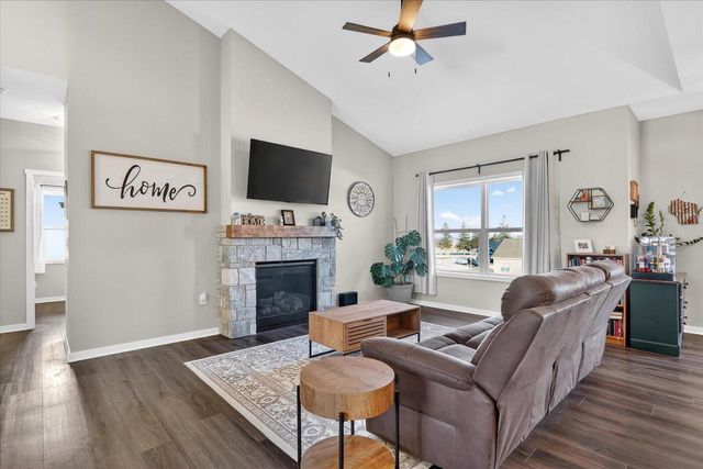 407 Luann Kay Lane, Orfordville, WI 53576