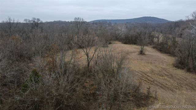 W 810 Road, Tahlequah, OK 74464