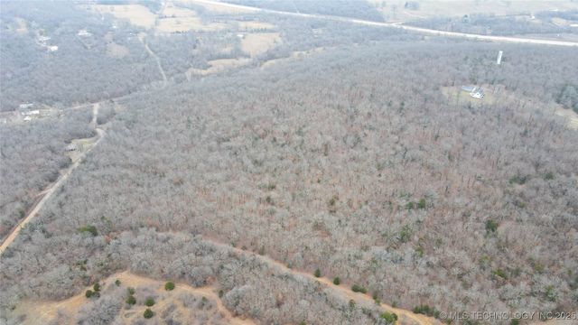 W 810 Road, Tahlequah, OK 74464