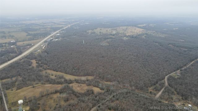 W 810 Road, Tahlequah, OK 74464
