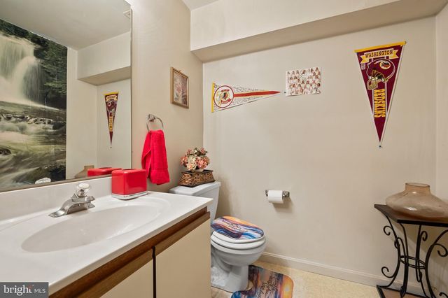 9525 QUEENS GUARD CT, Laurel, MD 20723