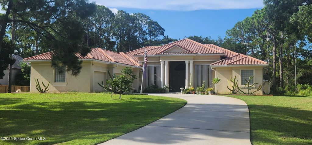 3735 Wood Duck Drive, Mims, FL 32754