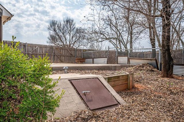 3353 McDaniel, Blanchard, OK 73010